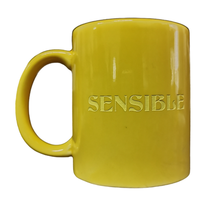 "Sensible, Chingona" Taza Amarilla Letras Amarillas