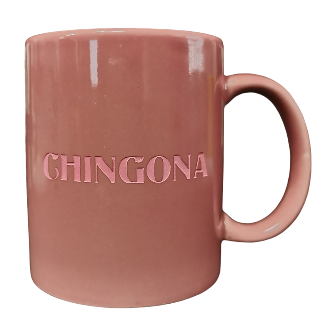 "Sensible, Chingona" Taza Rosa Letras Rosas