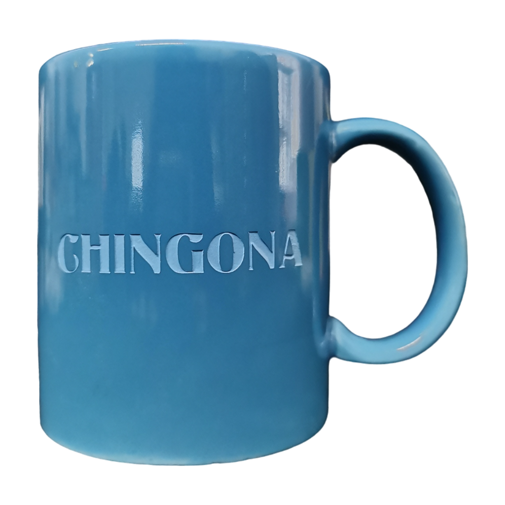 "Sensible, Chingona" Taza Azul Letras Azules