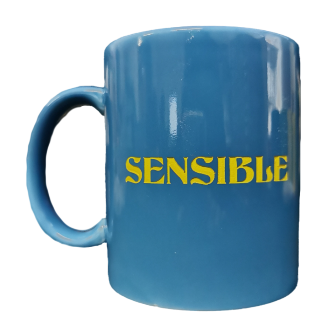"Sensible, Chingona" Taza Azul Letras Amarillas